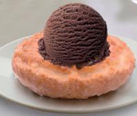 Ice Cream N' Vanilla Cake 