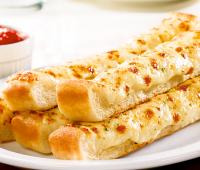 أصابع الخبز بالموزاريلا